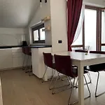 Kibilu - Bilocale Con Piscina Parcheggio Vicinanze Maggiore 公寓