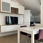 公寓 Kibilu - Bilocale Con Piscina Parcheggio Vicinanze Maggiore Brebbia