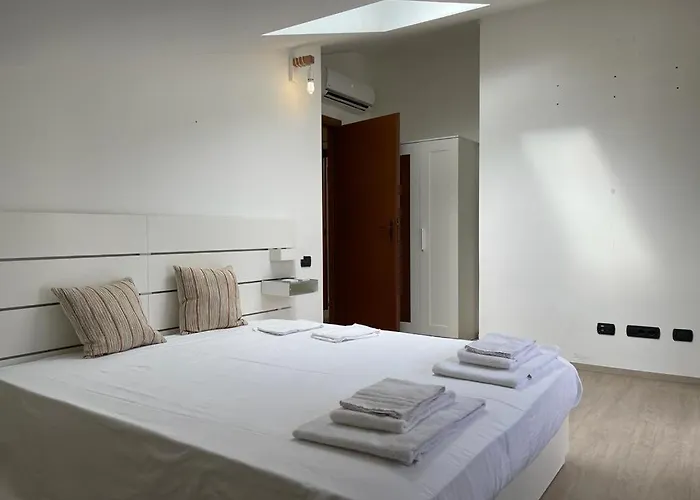 Kibilu - Bilocale Con Piscina Parcheggio Vicinanze Maggiore