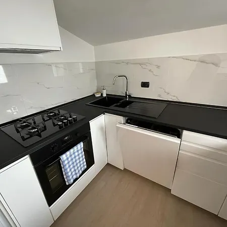 Appartement Kibilù - Bilocale Con Piscina Parcheggio Vicinanze Maggiore Brebbia