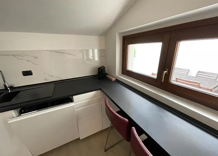 Kibilu - Bilocale Con Piscina Parcheggio Vicinanze Maggiore