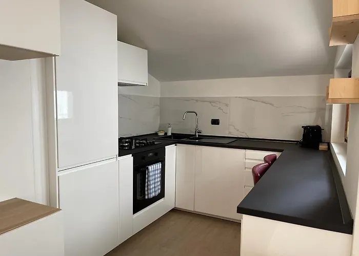 Kibilu - Bilocale Con Piscina Parcheggio Vicinanze Maggiore Apartamento Brebbia